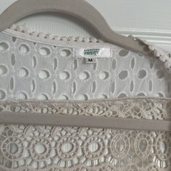 White and Creme Colored Cover Up - Short Sleeve Duster - Swim - Medium - NEW - Picture 3 of 3